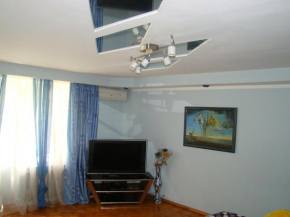 Apartment on mikroraion Parus